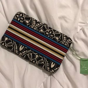 SALE!! VERA BRADLEY OPERA WALLET
